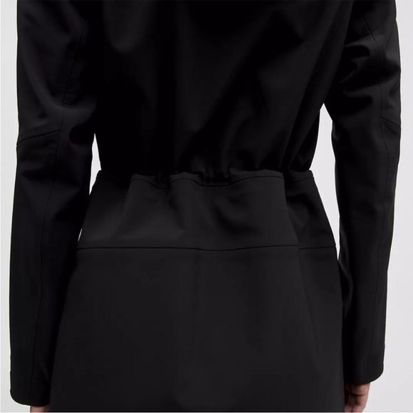 NWOT Lululemon Repel Shell Rain Jacket - Picture 6 of 10